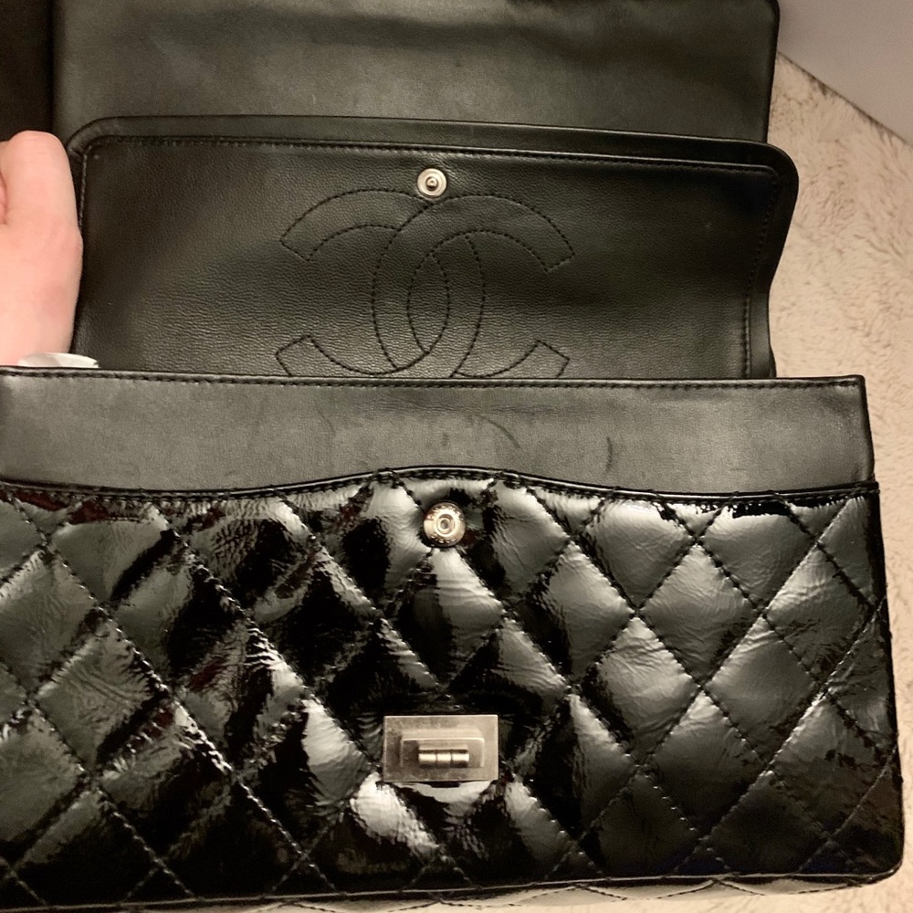 Chanel Bag - Picture 4 of 6